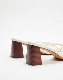 Dazie - Yasmine Block Heels