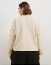 Atmos&Here Curvy - Sorelle Cropped Tailored Jacket
