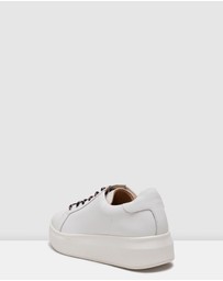 Rollie - City Sneaker