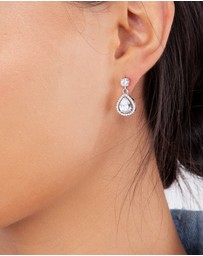 Lovisa - Mini Pear Drop Earring