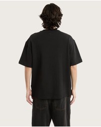 Kiss Chacey - Casius Loopback Street Tee