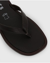 Betts - Crush Junior Leather Thong Sandals