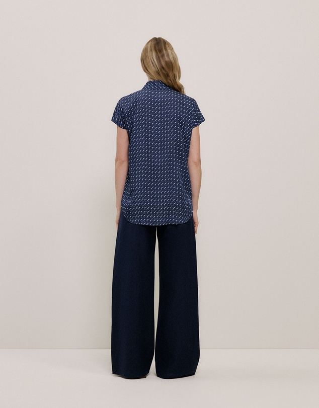 Trenery - Cavelle Relaxed Cap Sleeve Shirt in Night Sky