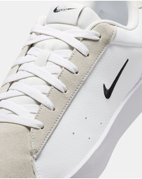 Nike - Blacktop - Men's