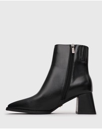 Betts - Nicola Leather Ankle Boots