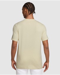 Nike - Sportswear Club T-Shirt