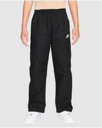 Nike - Club Woven Cargo Pants - Teens