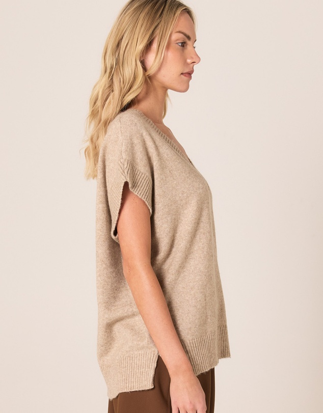 Fate + Becker - Rae V- Neck Vest