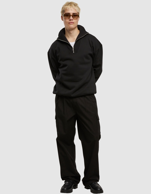 Urban Classics - Wide Pleated Cargo Pants - Black