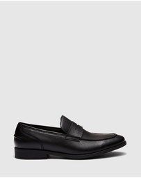 Uncut - Spargo Loafers