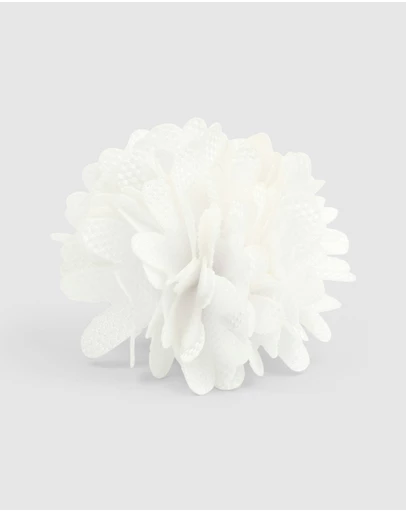 Tarocash - Kellie Flower Lapel Pin