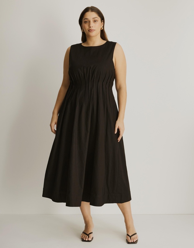 Atmos&Here Curvy - Anna Pintuck Maxi Dress