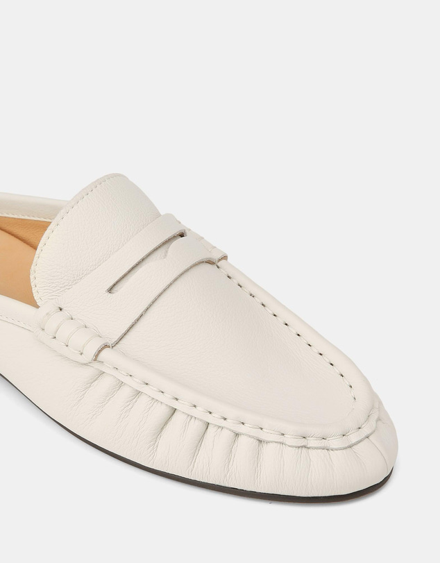 Wittner - Bronn Casual Flats Ivory Leather