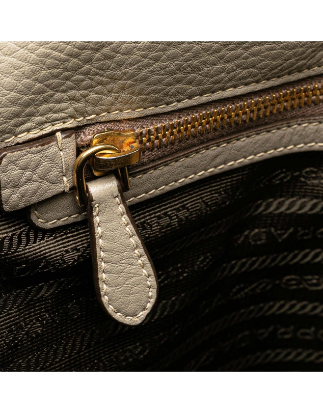 Pre-Loved by Azura Reborn - Pre-Loved Vitello Daino Side Zip Shopper Tote