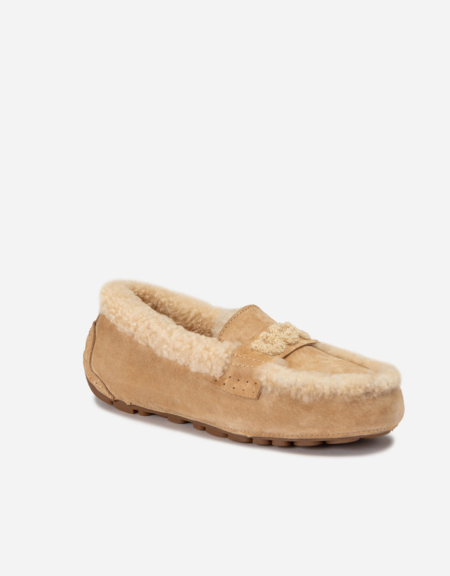 Ozwear Connection Uggs - Violet Shearling Moccasin