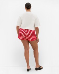 City Chic - Plus Size Issy Crochet Knit Stripe Short - red