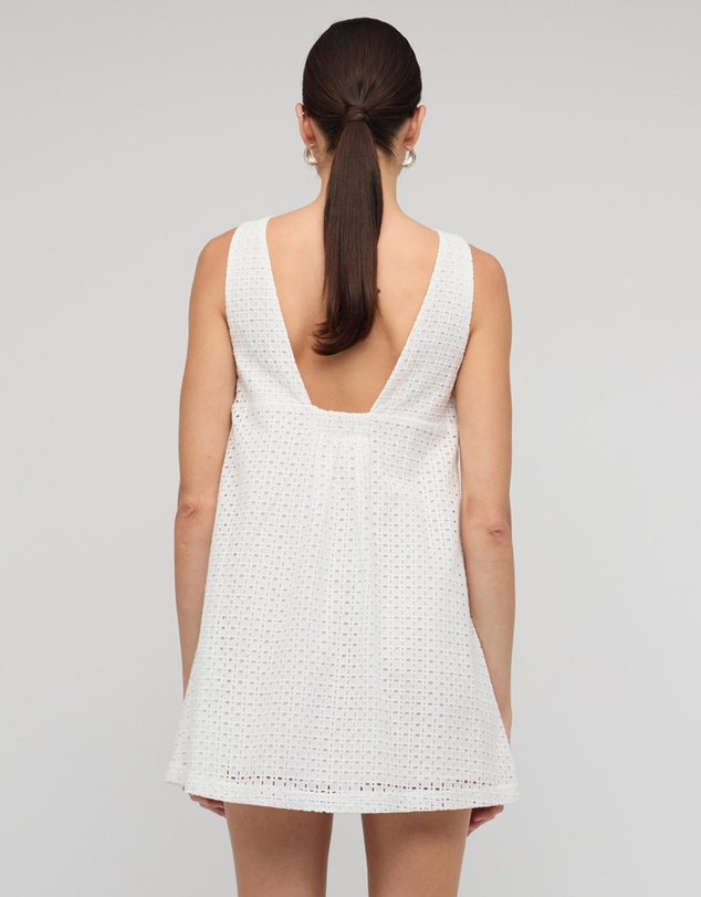 Staple the Label - Arcadia Mini Shift Dress