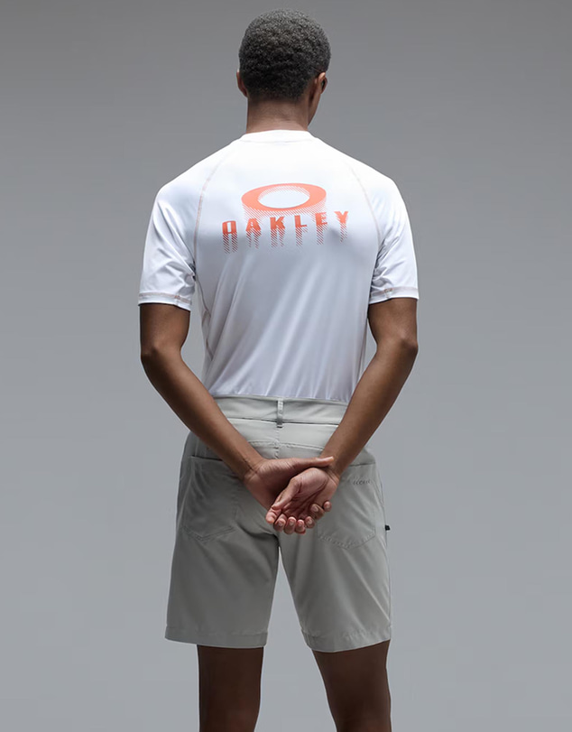 Oakley - Baseline Hybrid 18-Inch Shorts