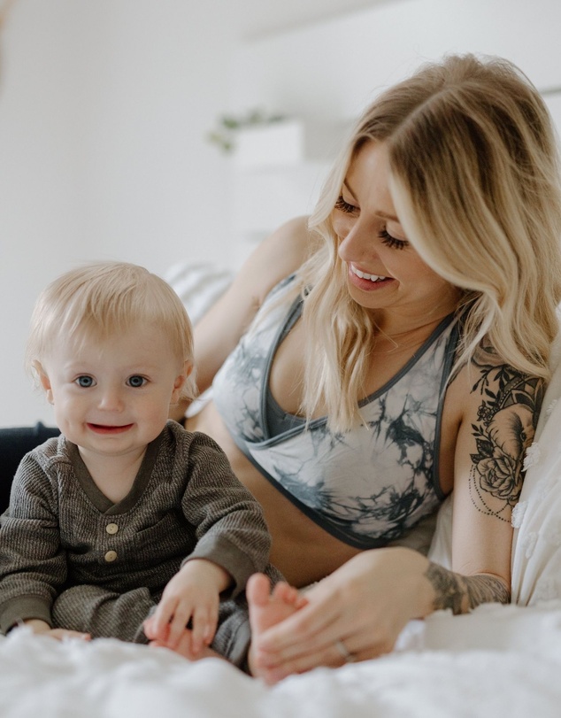 Cake Maternity - Lotus Yoga & Hands Free Pumping Bra