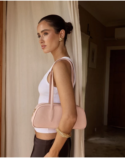 VESTIRSI - Vera Pale Pink Baguette Bag