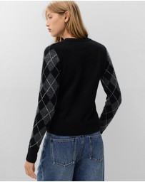UNISON - Argyle Crew Neck Knit