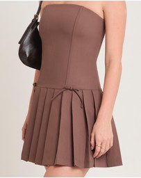 Alice In The Eve - Addison Pleated Mini Dress