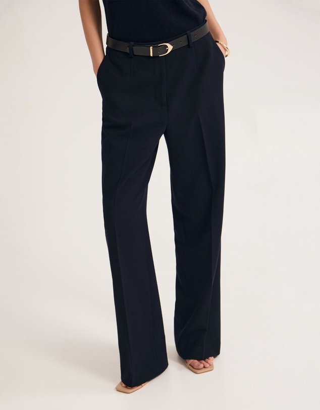 Oxford - Calista Stretch Straight Leg Pant