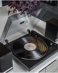 Victrola - Victrola Automatic Turntable + Victrola Tempo Bookshelf Speakers Bundle - Black