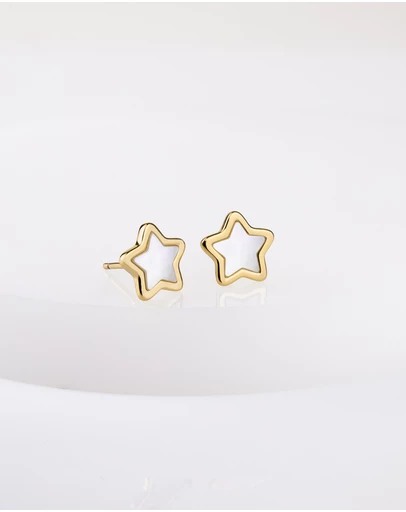 Wanderlust + Co - Star Pearl & Gold Stud Earrings