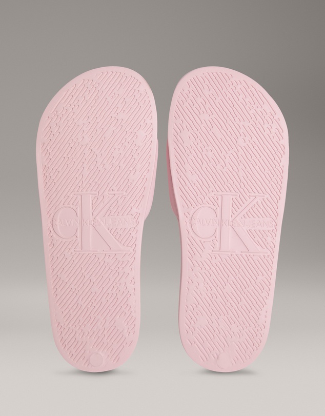 Calvin Klein - Logo Slides