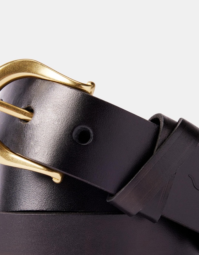 R.M.Williams - Margot Belt
