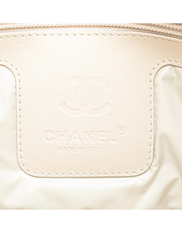 Pre-Loved by Azura Reborn - Pre-Loved chanel Quilted Tweed Tote Bag
