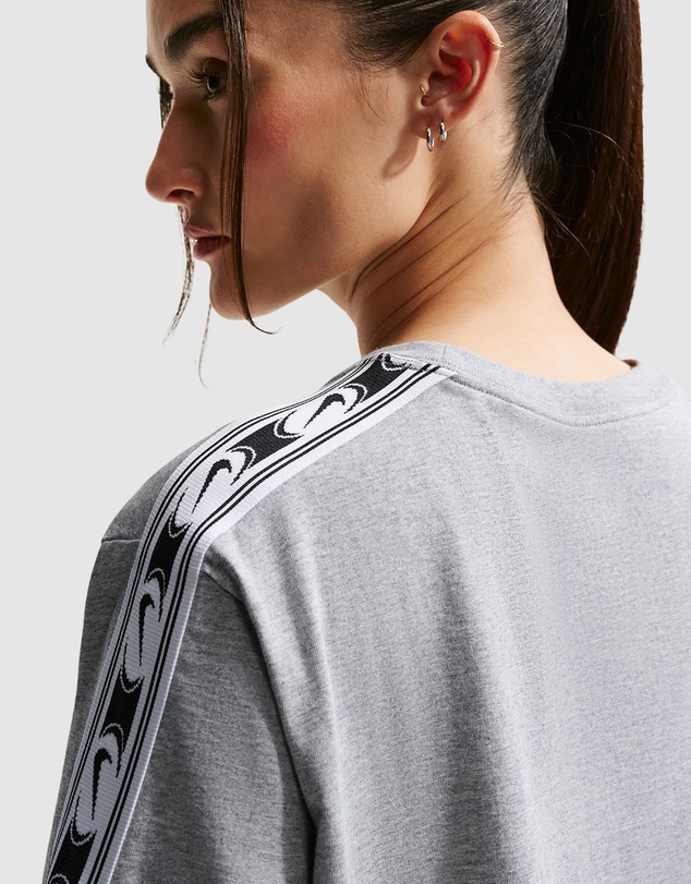Nike - Sportswear Classic Crop Varsity18 Tee