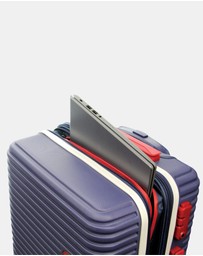 GAP - GAP Varsity Hard Shell Medium and Cabin 2-Piece Set
