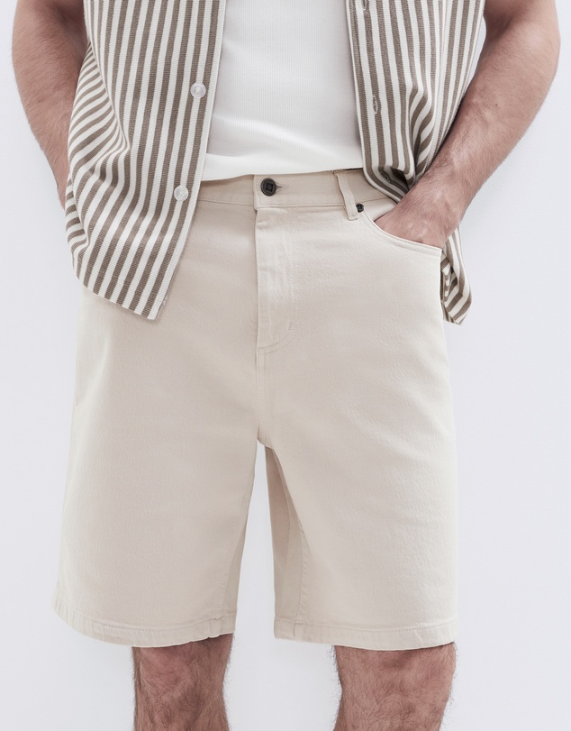 UNISON - Loose Fit Denim Short