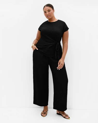 City Chic - Plus Size Zoie Side Tie Top - black