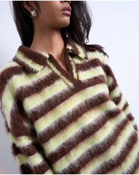 TOPSHOP - Knitted V-Neck Fluffy Polo