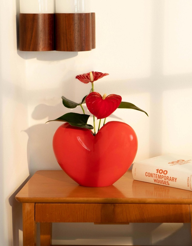 DOIY - Love Vase