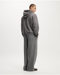 Cotton On - Super Baggy Track Pant