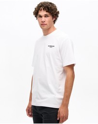 Superdry - Loose Logo Graphic Tee