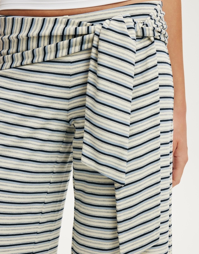 Cotton On - Honey Tie Capri Pant