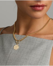 Michael Hill - Engravable Mum Round Pendant in 10kt Yellow Gold