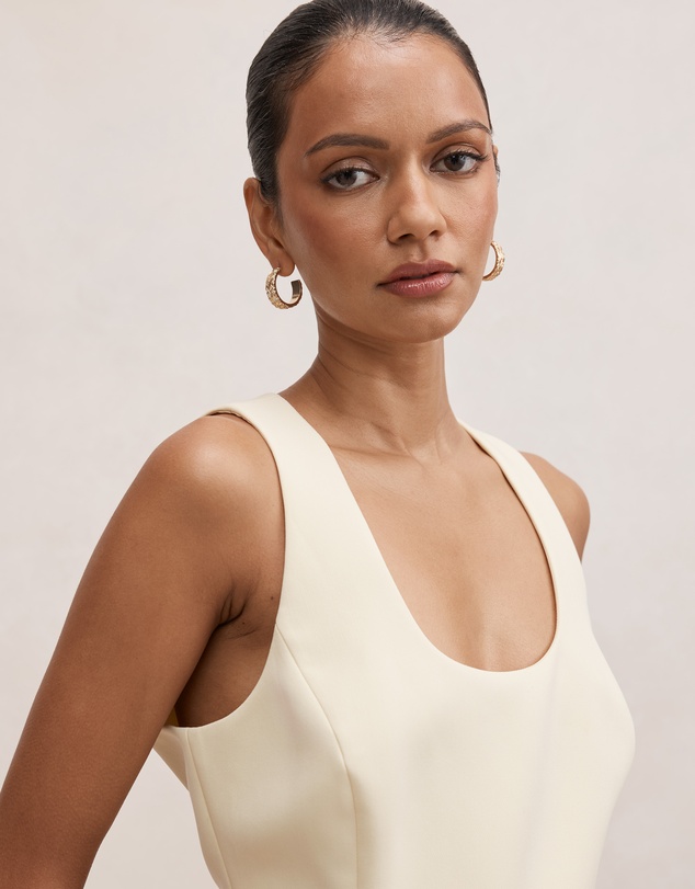 Forever New Petite - Melva Petite Scoop Neck Maxi Dress
