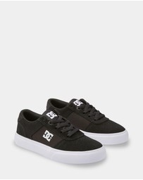 DC Shoes - Boys 8 to 16 Teknik Skate Shoes