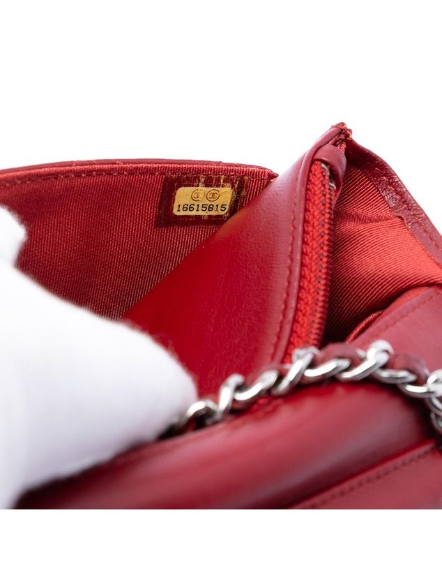 Pre-Loved by Azura Reborn - Pre-Loved CC Quilted Lambskin Wallet on Chain