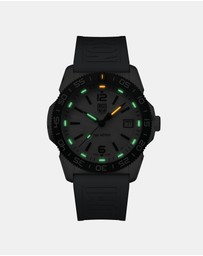 Luminox - Luminox Pacific Diver Ripple Diver Watch