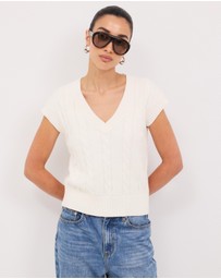 Calli - Leo Wool Blend Cable Knit Vest