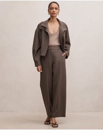 Forever New Petite - Ada Petite Straight Leg Pants