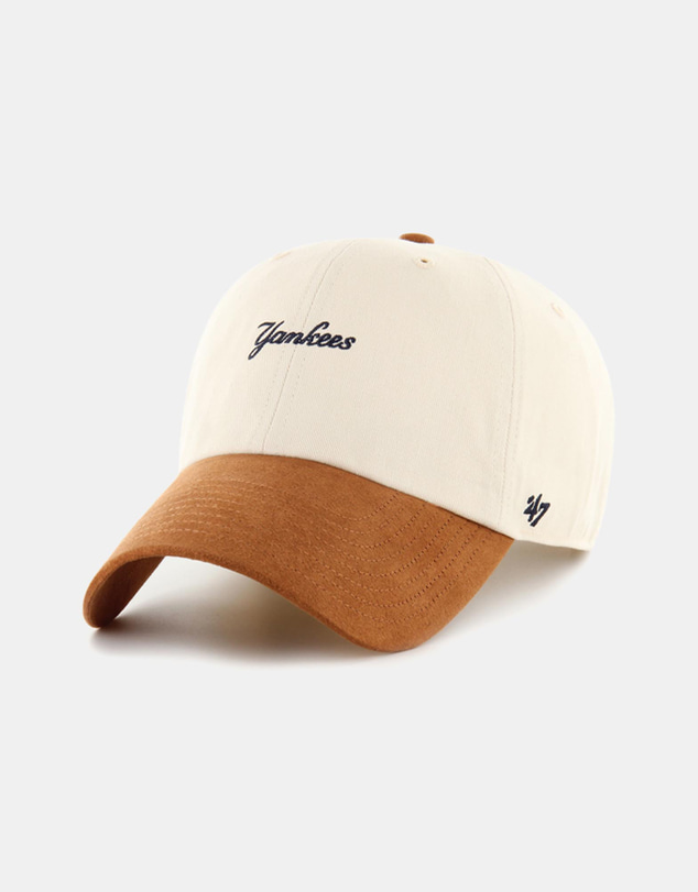 47 - Clean Up Mini Script New York Yankees Cap