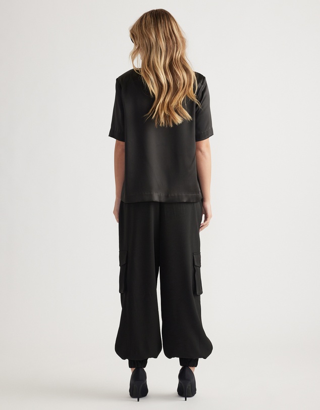 Decjuba - Noah Shoulder Pad Satin Top